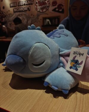 Makayla Rose Hilli Instagram - 🎧!!
.
.
.
.
[#pink #viral #stitch #plushie #samyang #makayla #makaylarose #masyaallahtabarakallah #pinkpantheress #cute #fyp ]