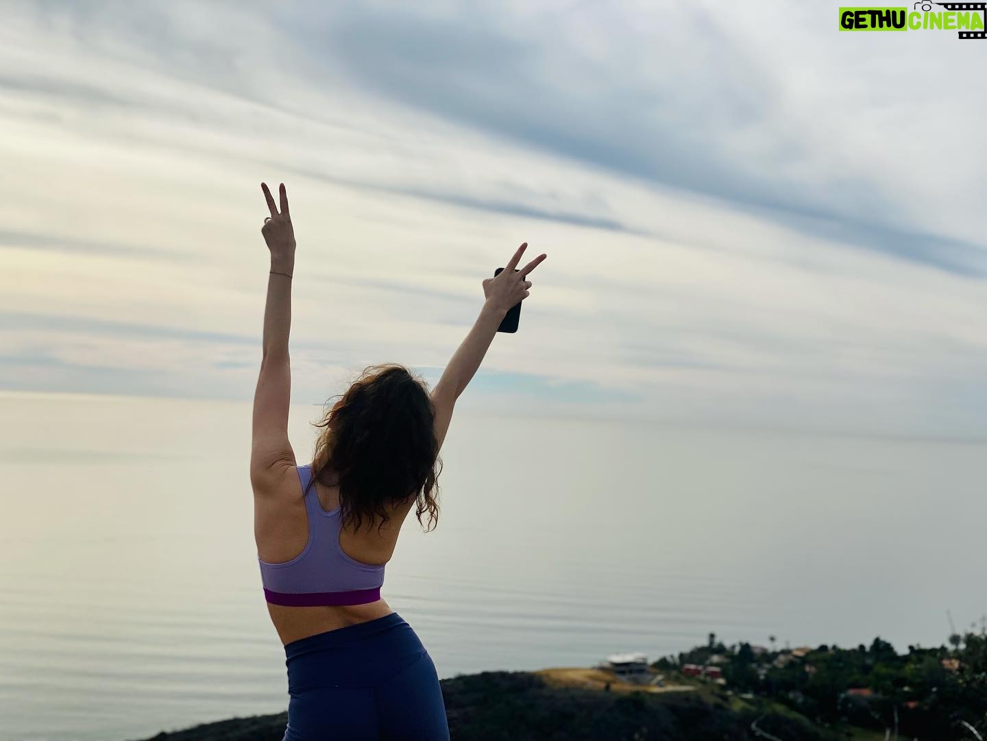 Makenzie Vega - 1.7K Likes - Magical tip to a marvelous Trip
I missed home 🤍