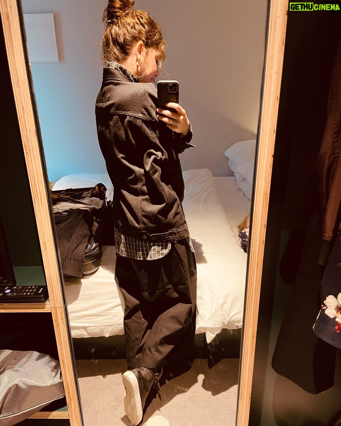 Makenzie Vega - 2.3K Likes - Japan I