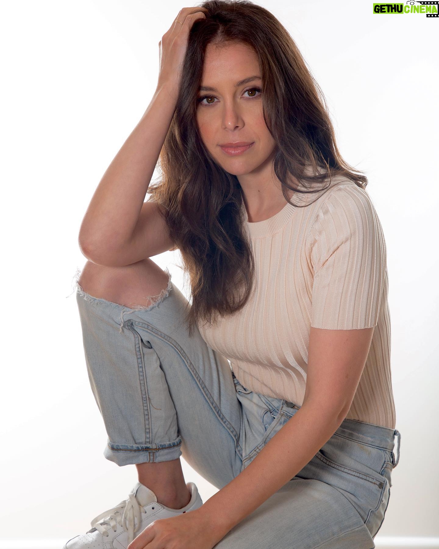 Makenzie Vega - 1.5K Likes - Today, I am thankful