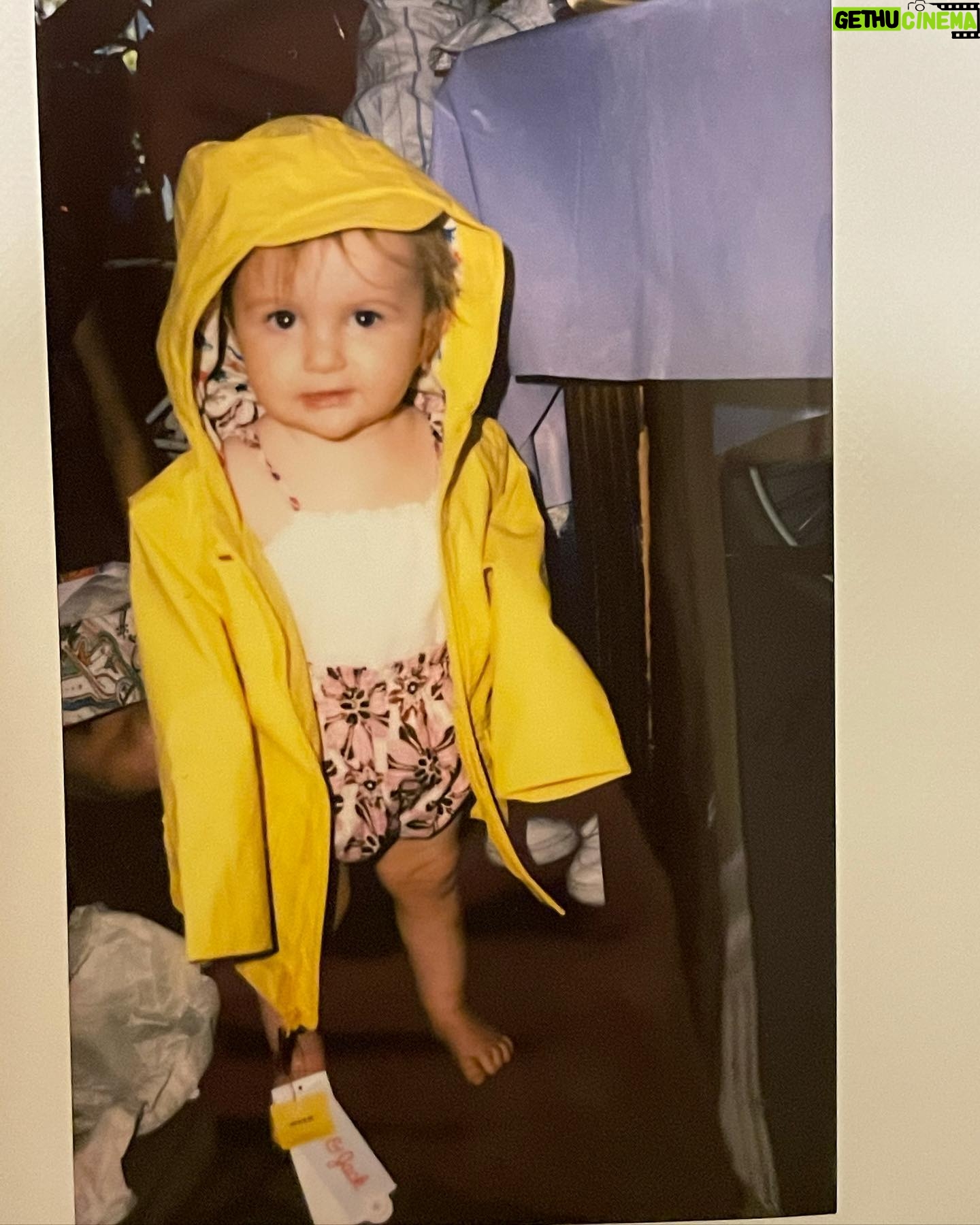 Makenzie Vega - 1.7K Likes - My heart explodes for you, little love. You are the reason for absolutely everything and I cannot begin to thank God enough for what you’ve done in our hearts. Happy very first birthday sweet little thing. You are absolutely incredible.
( @blairzyboy ❤️ )