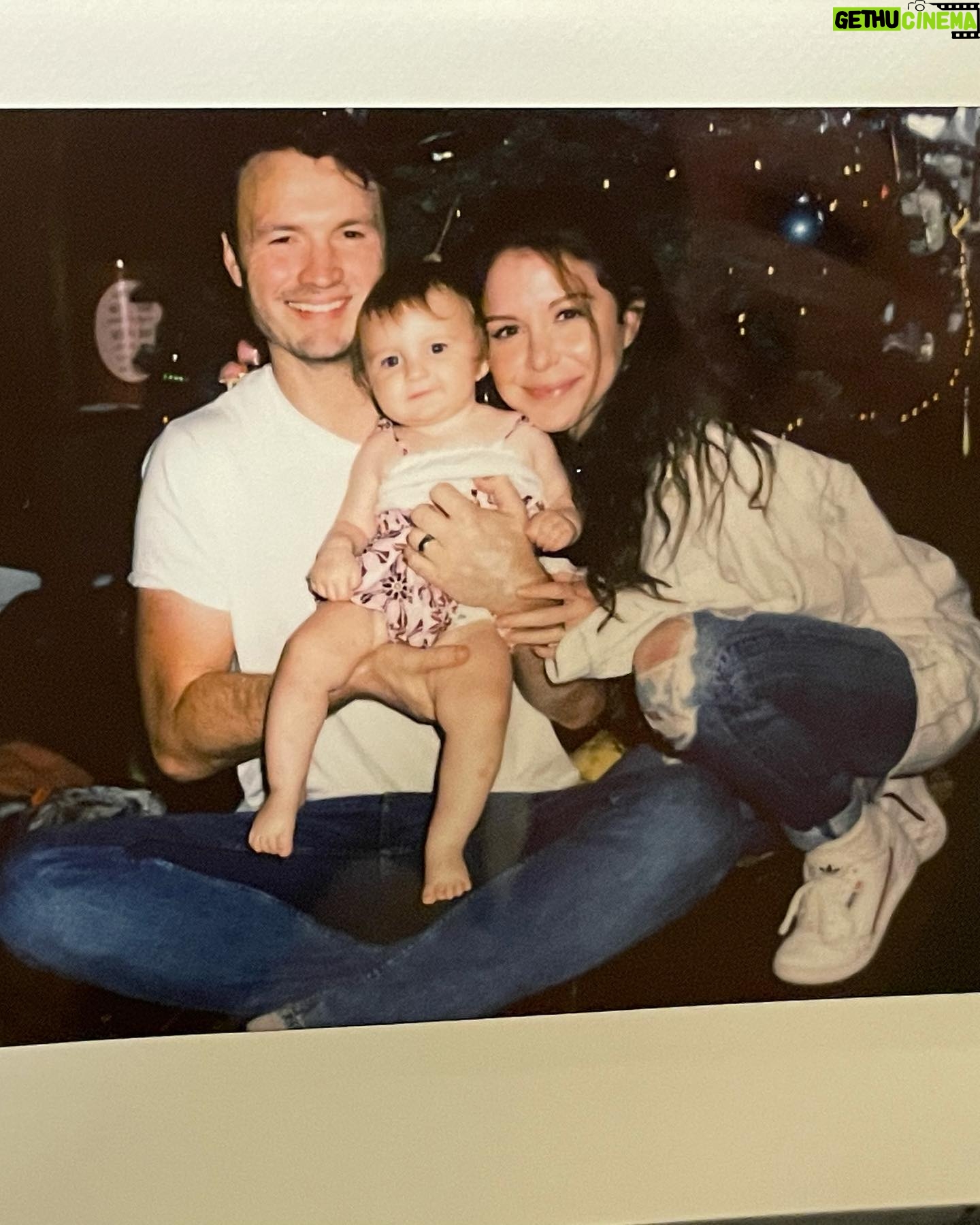 Makenzie Vega - 1.7K Likes - My heart explodes for you, little love. You are the reason for absolutely everything and I cannot begin to thank God enough for what you’ve done in our hearts. Happy very first birthday sweet little thing. You are absolutely incredible.
( @blairzyboy ❤️ )