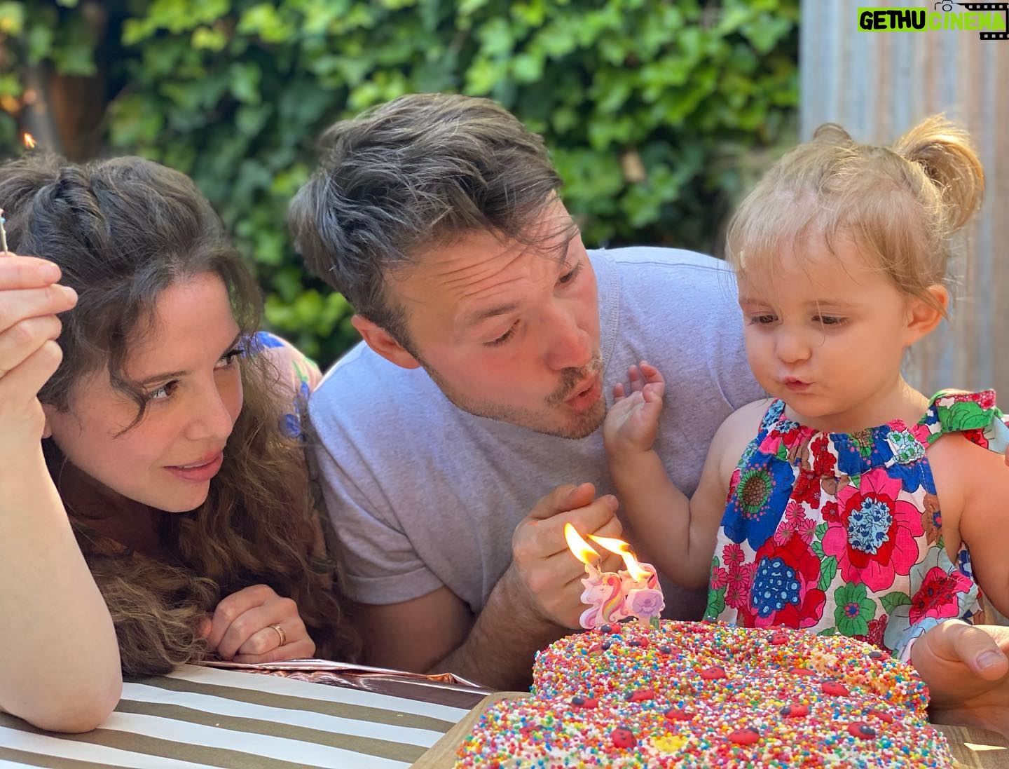 Makenzie Vega - 2.6K Likes - Happy Birthday to the core of my heart! You make everything Sing.
Cutie patootie.