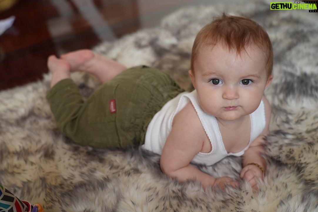 Makenzie Vega - 2K Likes - What would we even do without you little bug.
@blairzyboy has a new favorite 🙊