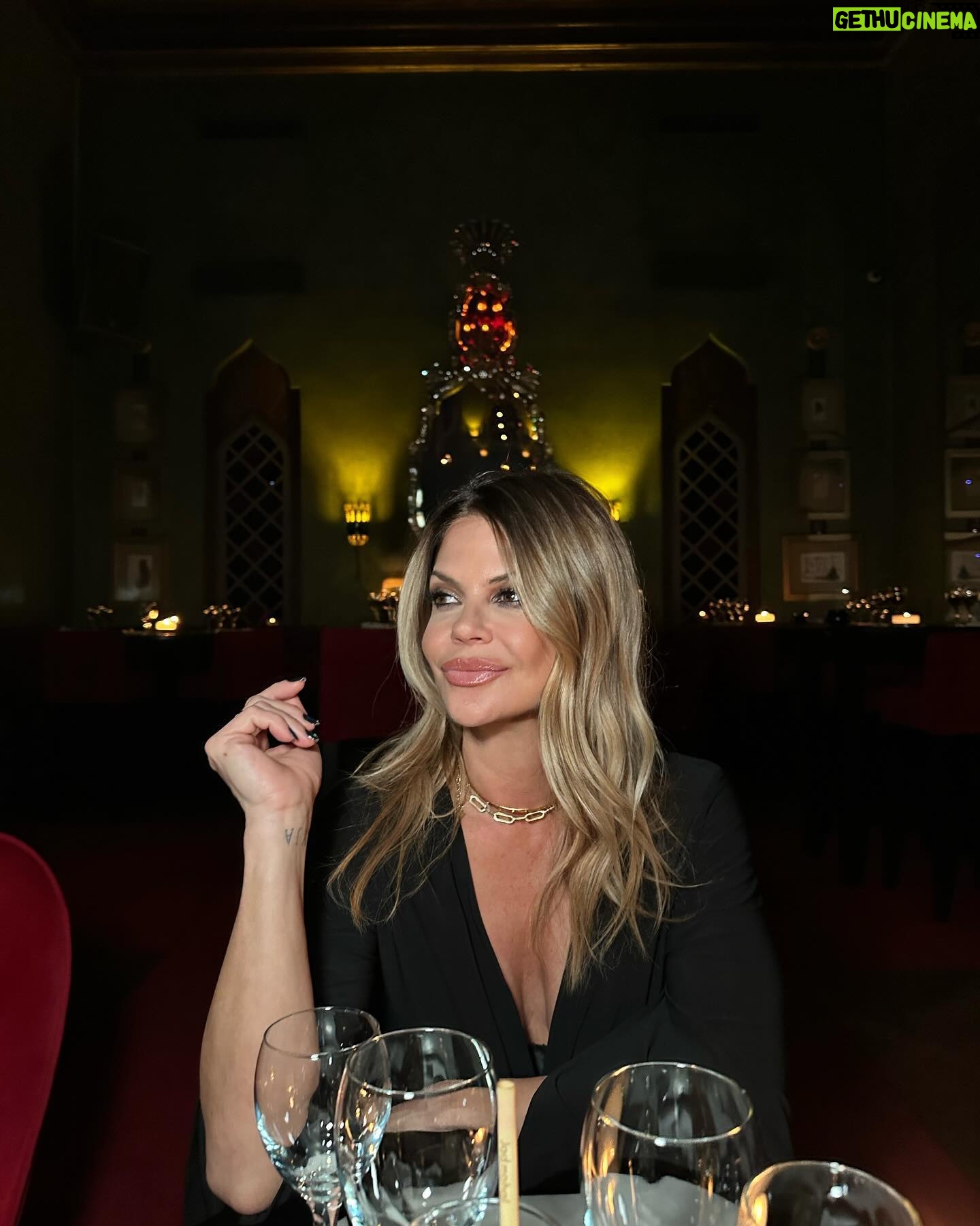 Makoke - 2.8K Likes - Disfrutando de la noche de Marrakech ✨✨✨
