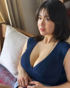 Actress Makoto Sanada HD Instagram Photos and Wallpapers May 2024