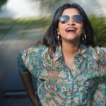 Malavika Sreenath Instagram - Incase you missed some chiri 🌝😎 Shot by @muzammilmooza 🕶️ Shirt @senora_western_outlet 🫶🏼 Special Thanks @amritha_lakshmi___ 🤍