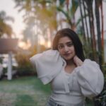 Malavika Sreenath Instagram - Hello December ❄️ 📷 @aftha.b #december #winter #sony #urbanic #portraitphotography #goldenhour