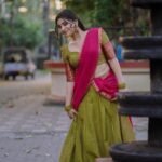 Malavika Sreenath Instagram - Dance like you’re in a Tamil movie 🌝 Ft. My dreamy long hair and half saree🤌🏻💛🪷🫧 Styled by @amritha_lakshmi___ @styledby_al_ Shot and edited @muzammilmooza Outfit @pranatistyles MUA @exocticmakeover #dancereels #tamil #tamilsong #dancechallenge #dhawani #halfsaree #dancechoreography