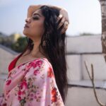Malavika Sreenath Instagram - Gulaab 🌹 Styled by @amritha_lakshmi___ @styledby_al_ Shot by @premsampaul MUA @sreegeshvasan_makeupartist Outfit @aydhaboutique_ Jewellery @goodwillcollectionskerala Location @azora.hotels Special thanks @muzammilmooza