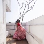 Malavika Sreenath Instagram - Gulaab 🌹 Styled by @amritha_lakshmi___ @styledby_al_ Shot by @premsampaul MUA @sreegeshvasan_makeupartist Outfit @aydhaboutique_ Jewellery @goodwillcollectionskerala Location @azora.hotels Special thanks @muzammilmooza