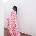 Malavika Sreenath Instagram - Gulaab 🌹 Styled by @amritha_lakshmi___ @styledby_al_ Shot by @premsampaul MUA @sreegeshvasan_makeupartist Outfit @aydhaboutique_ Jewellery @goodwillcollectionskerala Location @azora.hotels Special thanks @muzammilmooza