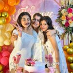 Malavika Sreenath Instagram - My greatest blessing is that I’m born with the right people around me :) ❤️