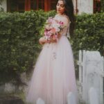 Malavika Sreenath Instagram - Can I go where you go 🌸 Ft @malavika_sreenath Photography @muzammilmooza Styling @styledbyalbin_ @_a.l.b.i.n MUAH @_anish_makeup_artist Outfit @by.albin Bouquet @rose__factory