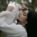 Malavika Sreenath Instagram - Hello December ❄️ 📷 @aftha.b #december #winter #sony #urbanic #portraitphotography #goldenhour