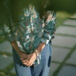 Malavika Sreenath Instagram - Incase you missed some chiri 🌝😎 Shot by @muzammilmooza 🕶️ Shirt @senora_western_outlet 🫶🏼 Special Thanks @amritha_lakshmi___ 🤍