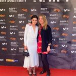 Malena Sánchez Instagram - 🎬✨ Oh Donostia San Sebastián, oh @lucia.puenzo Ya lo sabés, quiero siempre con vos. Te quiero, quiero mucho a tu peli “Los impactados” y a la dupla con @lorenaventimiglia Gracias infinitas al mejor diseñador de tu vida @_tavogarcia sos amor y arte Gracias @rickysarkany 👠 lograste que me ponga tacos Gracias @guillepfening por hacer que todo sea más divertido y normal jajaja Felicitaciones a todes les que fueron parte de esta peli y a su prota @marianadigirolamo que además de ser hermosa, la rompe toda y es mi hija. VIVA EL CINE 🍿