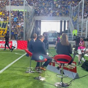 Malena Sánchez Instagram - 💙💛💙
Que fin de semana de emociones, boca te amo “aunque ganes o pierdas no me importa una mierda”
-La próxima quiero en la bombonera
-Sigo sin poder creerlo
-La fotito de @chinasanjuann 🤍
-En el stand de @laysarg con mucha manija de jugar al fútbol
-Siempre Diego, también foto de la china
-La 12 de mi corazón
-Tan yo
-Na bueno, que crack
-El estadio La Pedrera
-La magia de la previa que esta vez la vivi desde un micro pero SIEMPRE BOCAAAAAA BOCA BOCAAAAA
Gracias infinitas @laysarg por este fin de semana lleno de sorpresas. Y por la previa con #ProyectoDeLays