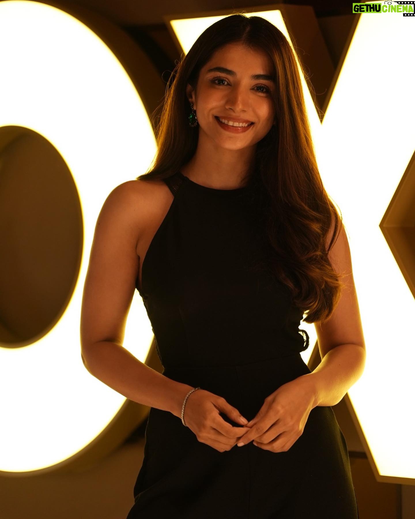 Malhaar Rathod - 6K Likes - In a dance of elegance and poise, Malhaar Rathod graces IFFI 54's red carpet, weaving a unique tapestry of sophistication.
Her presence, a symphony of grace, adds a distinctive charm to the cinematic affair🌟📸
#IFFI #IFFIGoa #IFFI54 #MalhaarRathod #MalhaarRathodAtIFFI #RedCarpet #RedCarpetElegance
