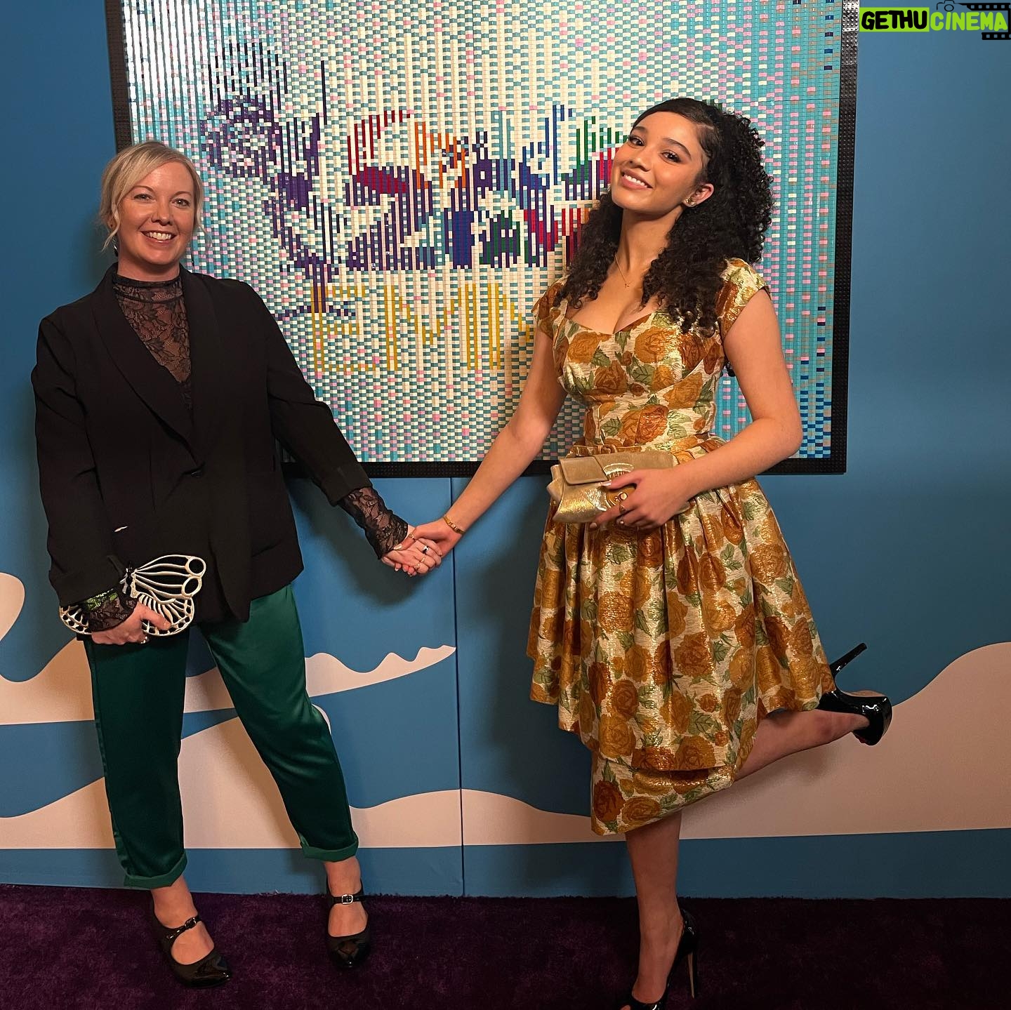 Malia Baker Instagram - Emmys night one with the Kristy to my MA, @realsophiegrace π @maybelline π vintage @dior π vintage @fendi π vintage @blackcatphx Necklace @tiffanyandco π π°οΈ my Grammaβs π ππΎββοΈ by me :))