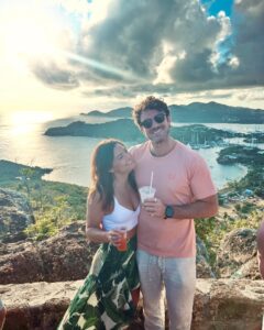 Malia White Instagram - That’s a wrap on the Caribbean season! ⚓️🌴 Time for us to get this ship across the Atlantic for a Med Summer! ☀️ #yachting #caribbean #antigua #yachtcrew #endofseason