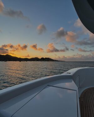 Malia White Instagram - That’s a wrap on the Caribbean season! ⚓️🌴 Time for us to get this ship across the Atlantic for a Med Summer! ☀️ #yachting #caribbean #antigua #yachtcrew #endofseason
