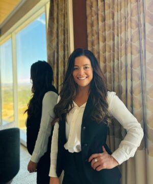 Malia White Instagram - Stop telling me what a future Captain should look like. Sit back and allow me to show you. ⚓️ #womenondeck #representation 

For all the women who work in male dominated fields don’t be afraid to show your feminine side 💋