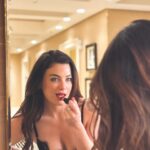 Malia White Instagram - Her momma believed that the devil had a dress on 💋 😈 #vegas