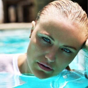 Malin Åkerman Instagram - Hot California days ☀️ #hot #la