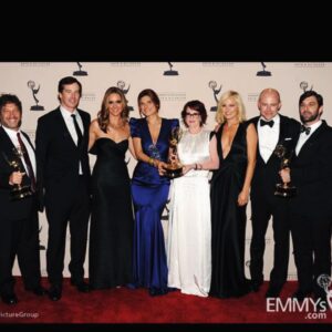 Malin Åkerman Instagram - In honor of the Emmy awards this evening, I’m throwing it back to those times we won the Creative Arts Emmys for “Childrens Hospital” on Adult swim with the best crew in the world 💫 Good luck to all the nominees and a huge congrats! 🍾 #emmys #emmyawards