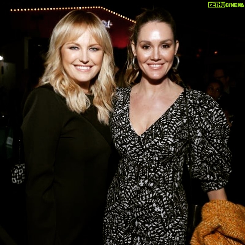 Malin Åkerman Instagram - Just throwing it back and sharing some special moments with some special people ♥️🤩 @green4ema @nataliemoralesloves @hayeslady @debblev @asherlevin @commongroundfilm @bymalina #earth #regenerativeagriculture