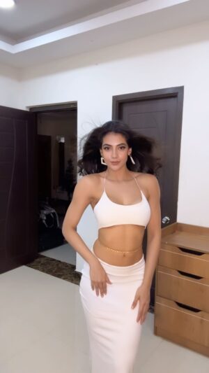 Malina Instagram - 🕊️🤍

#instagram #instagood #insta #instadaily #instamood #instafashion #instareels #transitions #reels #reelsinstagram #reelinstagram #reelsindia #love #loveyourself