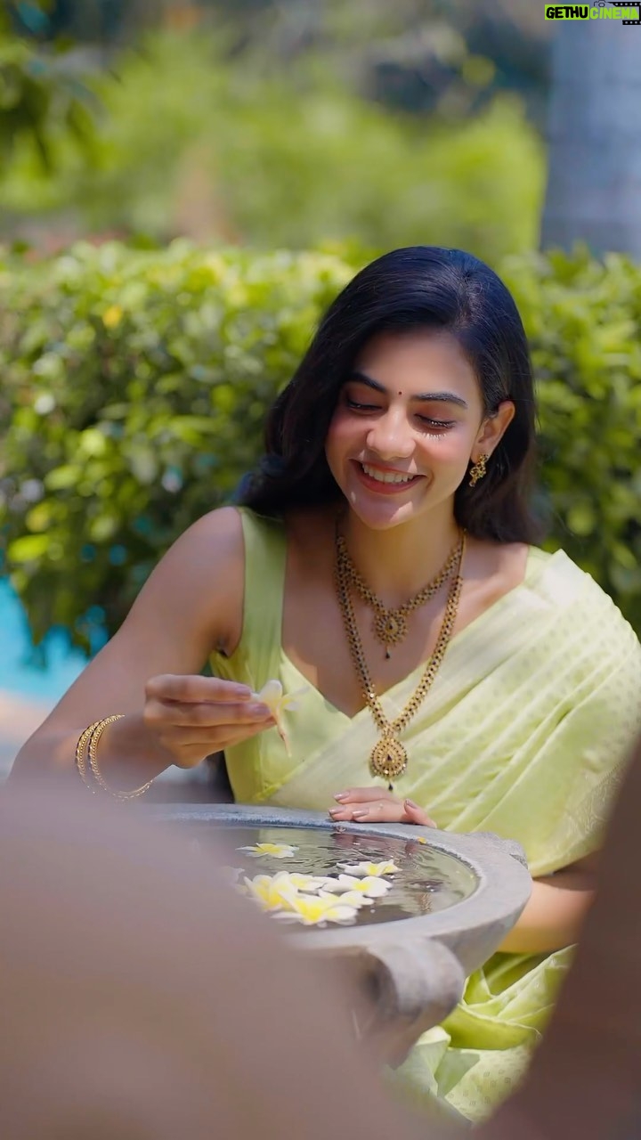 Malina - 11K Likes - Recent work for @vummidibangaru
#chennai #model #jewellery #campaign #shoot #traditional #elegance