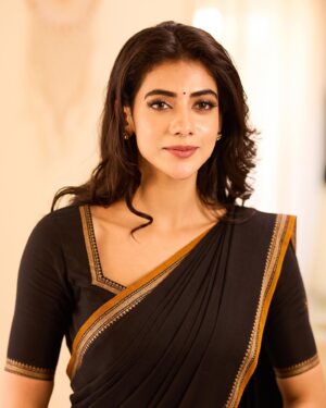 Malina Instagram - 🖤🖤🖤🖤

@iamvigneshjayakumar 
@thenmozhidesigns 
@priyaprabu_artistry 

#insta #instadaily #instalike #instagram #instamood #instafashion #instalove #instacool #instaart #instafollow #reels #reelinstagram #reelsofinstagram #reelstrending #loveislove #lovelife #fashionstyle #fashionpost #fashiondaily #fashioninsta