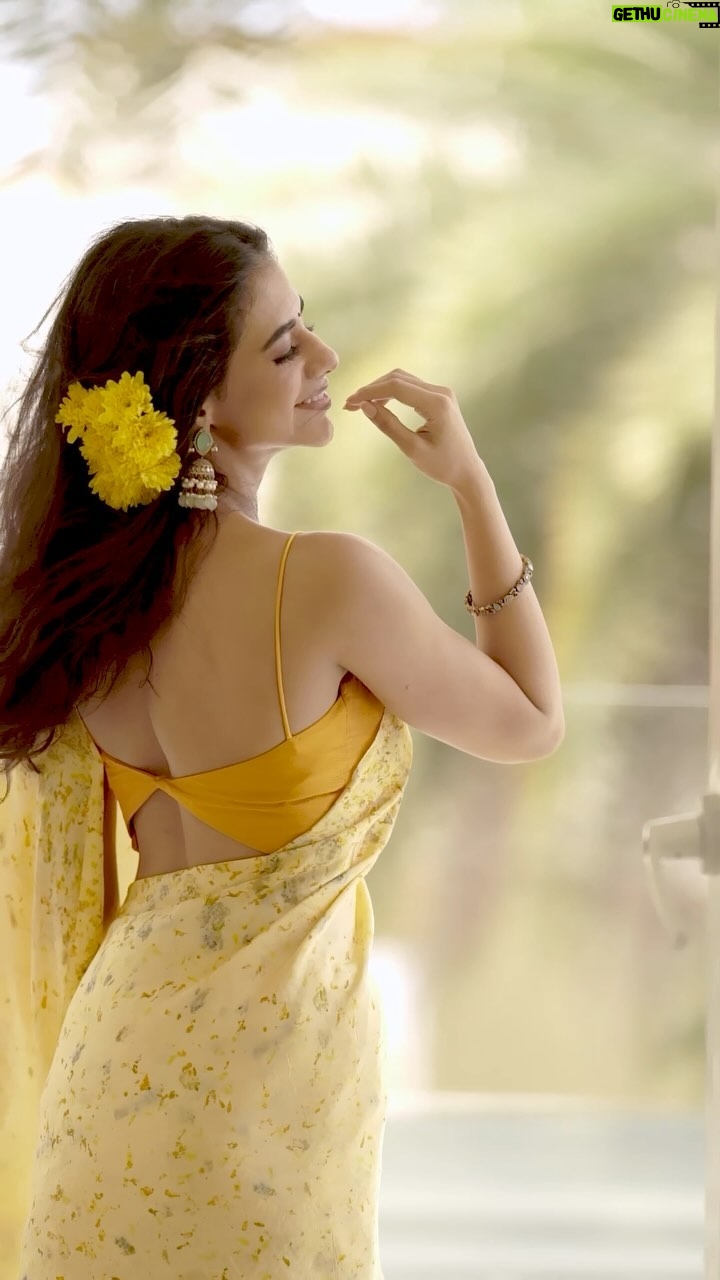 Malina - 20.7K Likes - 🌻🌻🌻
Costume - @houseofmurah
Photography - @camerasenthil
Makeup - @jeevithamakeupartistry
Shoot Organized by @rrajeshananda
#reels #reelitfeelit #reelindia #india #instamood #model #fashionstyle #fashiongram #insta #instagram #instadaily #love