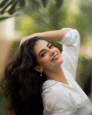 Malina Instagram - Mid week happiness 😊♥️

Photographer @camerasenthil 
Mua @pavihairandmakeup

#photooftheday #happyday #beingme #model #actress #kollywood #loveyourself