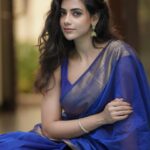 Malina Instagram - 🦋🦋🦋 Shot by @camerasenthil Mua @pavihairandmakeup Hair @uma_rajesh_makeupartistry Wadrobe @kaarigai.sarees @rrajeshananda #fashion #fashionstyle #fashiongram #fashionpost #fashioninsta #fashiongirl #insta #instacool #instareels #instadaily #instagram #instalike #instapic #instafamous #loveyourself #instagramers