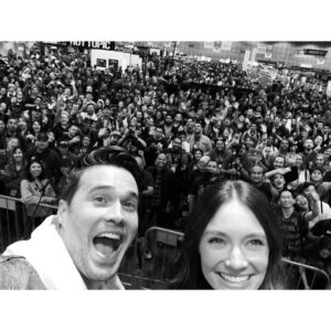 Mallory Jansen Instagram - Thanks to everyone who came out to see us at @comicconla !!!!! Discovered @imbrettdalton is not only a fan of @galavantabc but also takes a great selfie 👌🏻 #ComicConLA18 #Hydra @agentsofshield 🐍🐍