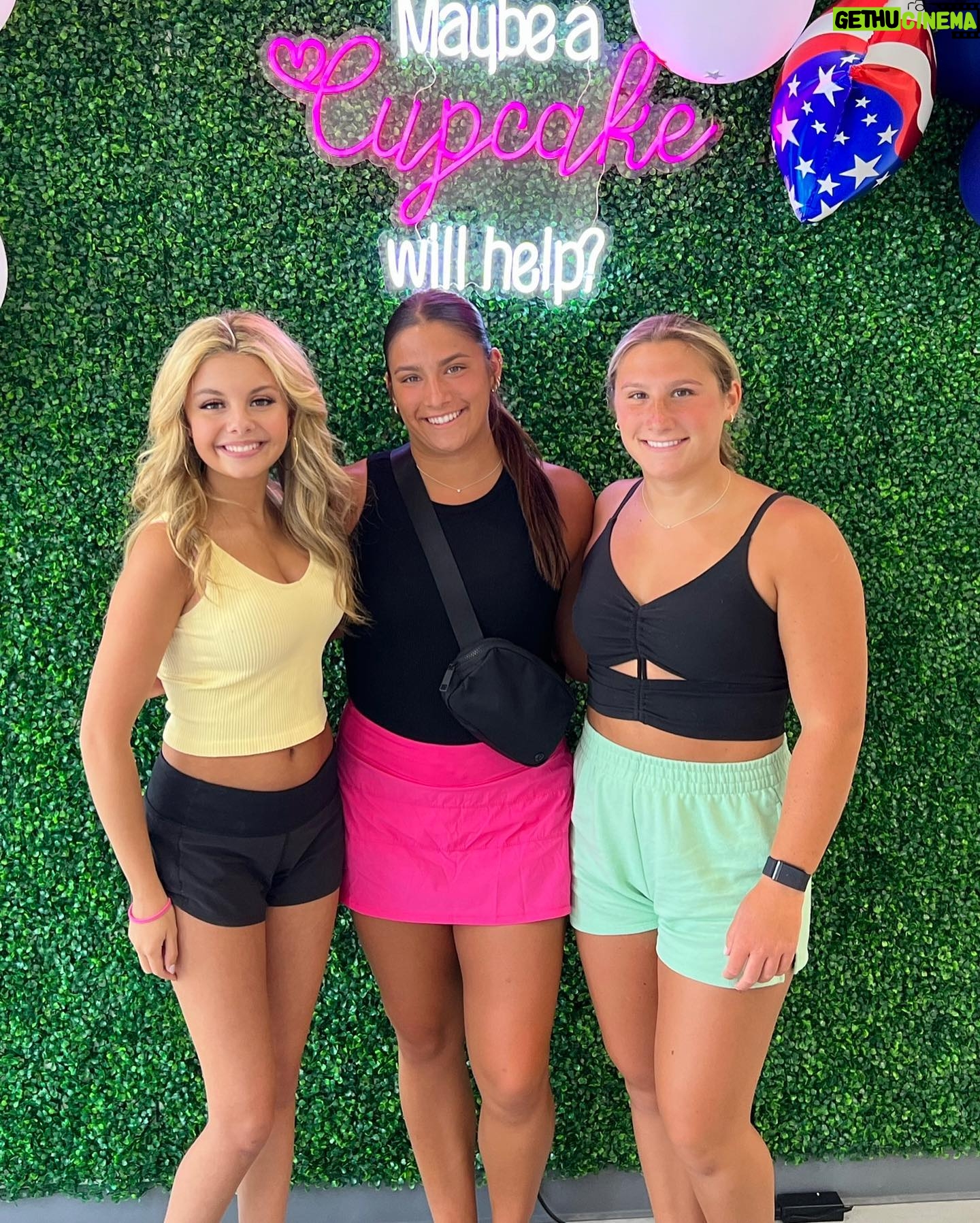 Mallory James Mahoney Instagram - If you would like to help @kate.johnson1 and all people fighting sarcoma cancer. Please consider donating to @kateskrew link in my bio
