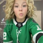 Mallory James Mahoney Instagram - Let’s go @dallasstars 🌟💚🌟💚🌟 ft. my natural curls👩🏼‍🦱 #show #texashockey #blonde #curlyhair #taylorswift #elvis #lanadelrey #dallasstars