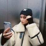 Manaka Shida Instagram - . 🧶🖤