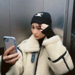 Manaka Shida Instagram - . 🧶🖤