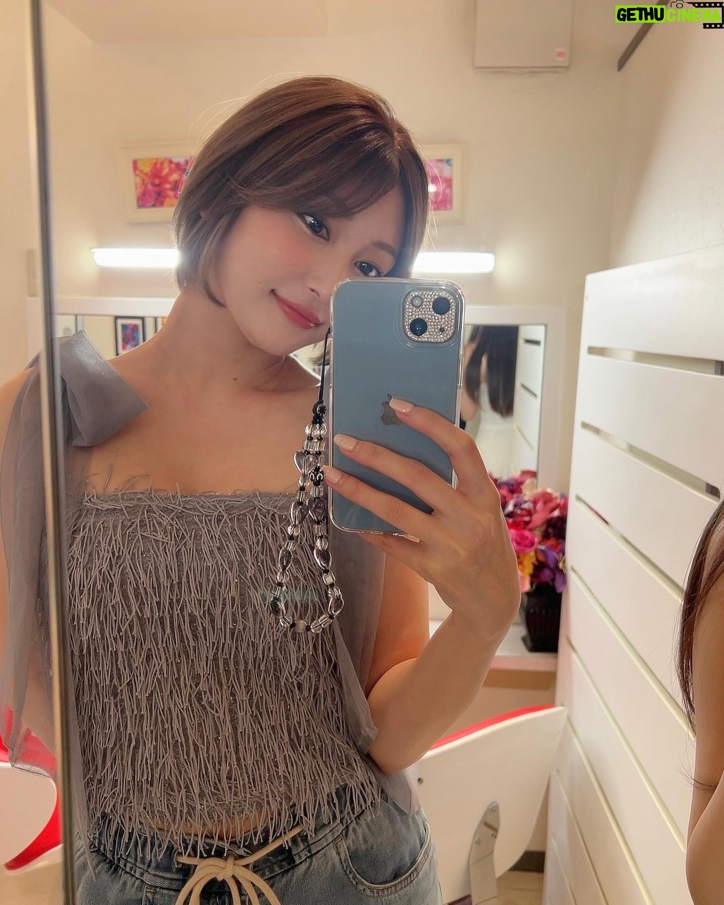 Manaka Shida - 3 Likes - 🩵🤍