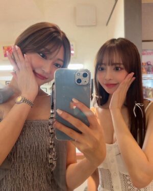Manaka Shida Instagram - 🩵🤍