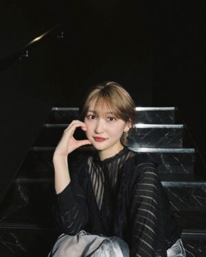 Manaka Shida Instagram - .
重版記念イベントありがとうございました🖤
カレンダーお家に飾ってね🗓️

#mona