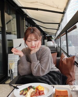 Manaka Shida Instagram - そろそろ美容院行かないと🍮