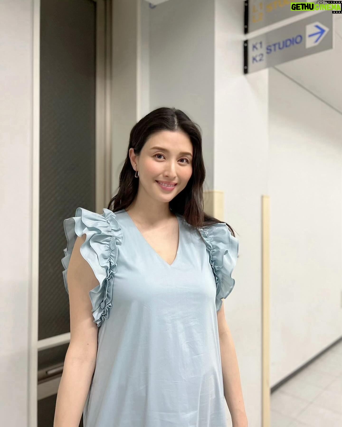 Manami Hashimoto - 7.6K Likes - 今夜10時から #TBS 系列 #初耳学 朝ドラまんぷく でもご一緒させていただいた長谷川博己さんに迫ります😊是非ご覧ください💓
ワンピ @_sov.official_
イヤーカフ @duedonne.jeweiry
リング @agu_official_ @higashiyamapr
リング @showkey2021
サンダル @alm.official