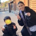 Manami Hashimoto Instagram - 今日は節分😊 護国寺の豆まきに同じ事務所の葵揚くんと、ゆいかれんちゃんと出席してきました🥰息子も連れていったので豆まきにハイテンションでした💓 これまでの人生で節分に豆まきをあまりしたことがなかったので夢叶いました🥰今年いいことありそう(^.^)皆さんも幸多き一年になりますように🎵 #護国寺　#豆まき