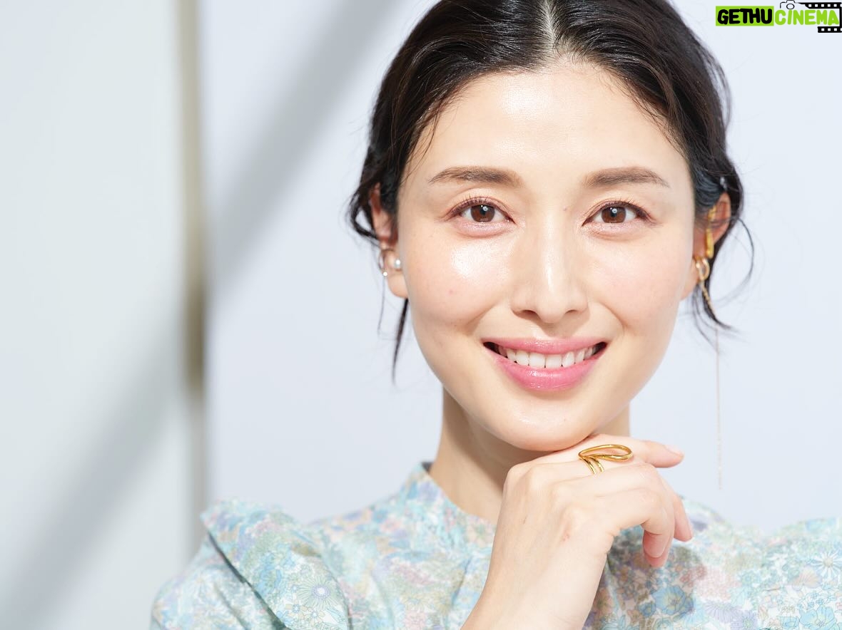 Manami Hashimoto Instagram - @be_story_official #美スト 6月号💓💓 メイクページです💄🥰