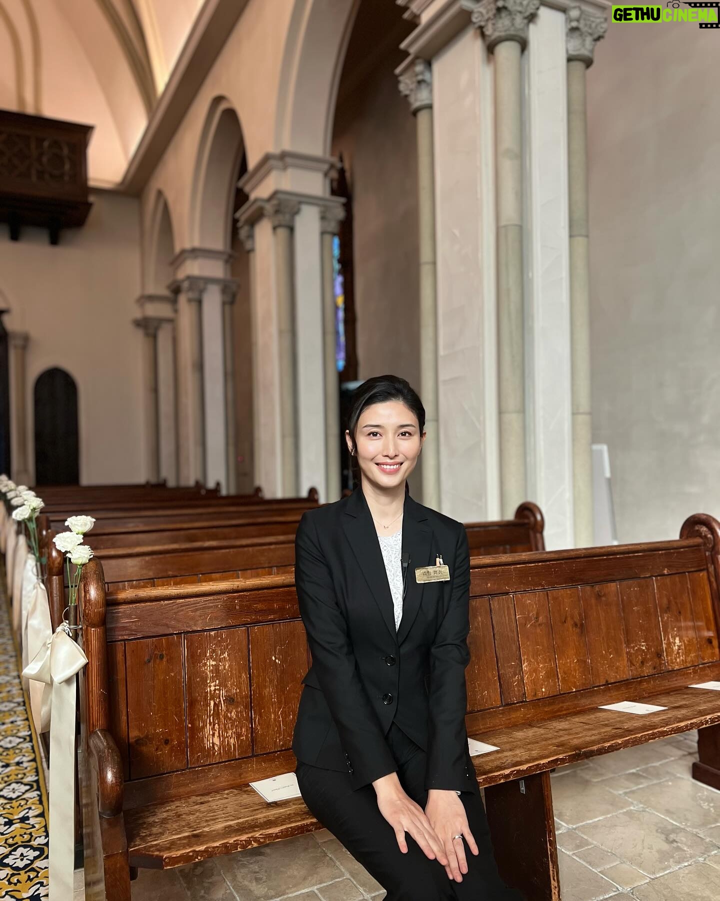 Manami Hashimoto - 6.3K Likes - 今夜22時スタート❗️❗️ドラマ #春になったら (関西テレビフジテレビ系列)
私は奈緒さん演じる椎名瞳と濱田岳さん演じる川上一馬の結婚に関わってくるウェディングプランナー森野舞衣を演じさせていただきます。撮影は毎回写真に映ってる結婚式場にお邪魔しています🥰
とっても素敵な愛溢れるハートフルホームドラマ😊ぜひぜひご覧ください💓